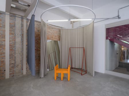 Ão Ateliê/ Showroom